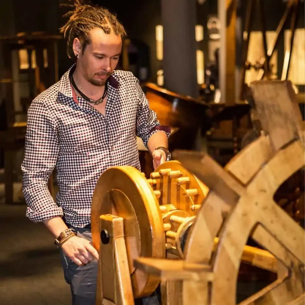 Salle intérieure du musée Léonard de Vinci à Florence