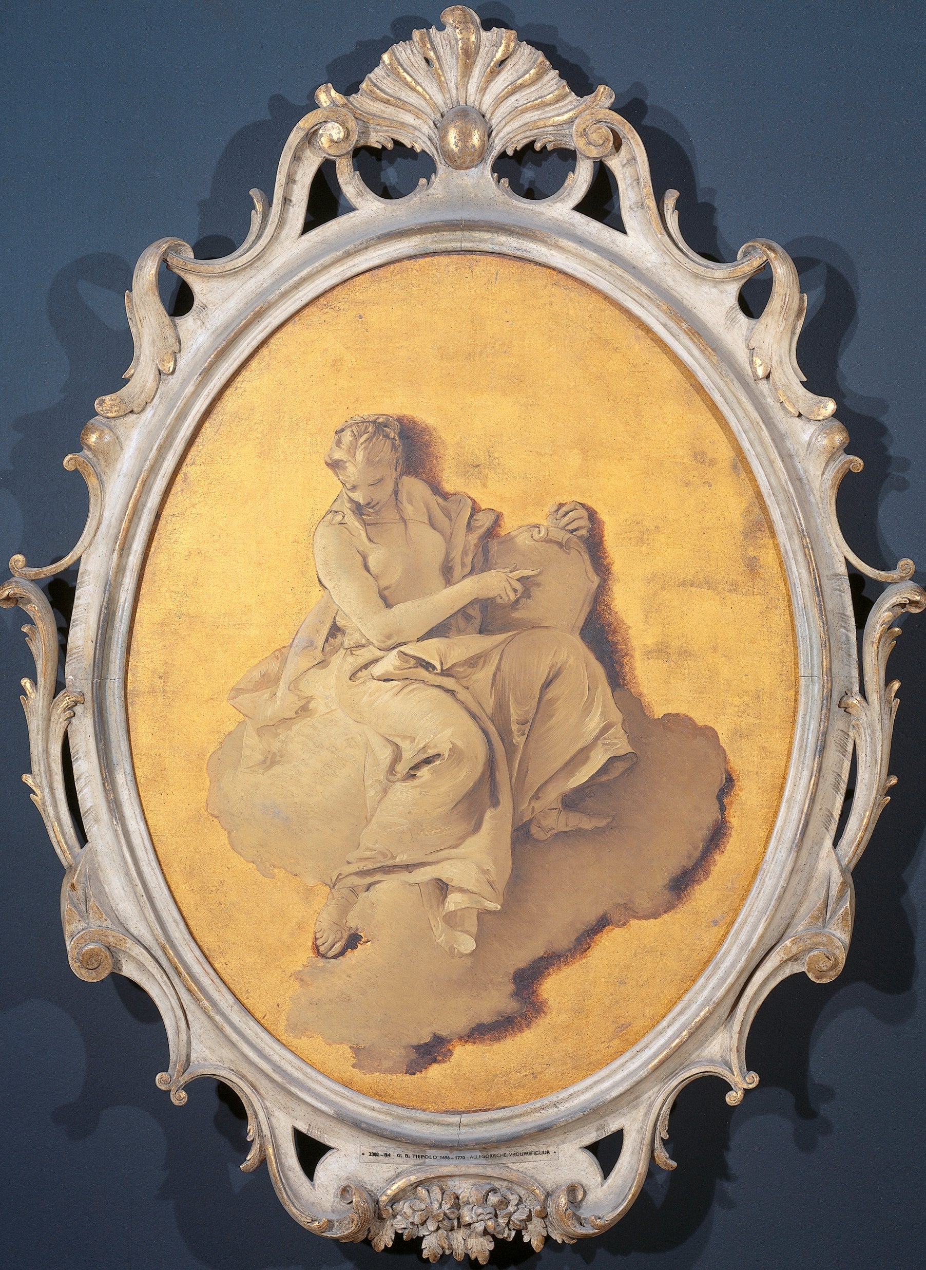 Figure allégorique d'une femme avec un bouclier ou un miroir (Prudence ?) - Giovanni Battista Tiepolo