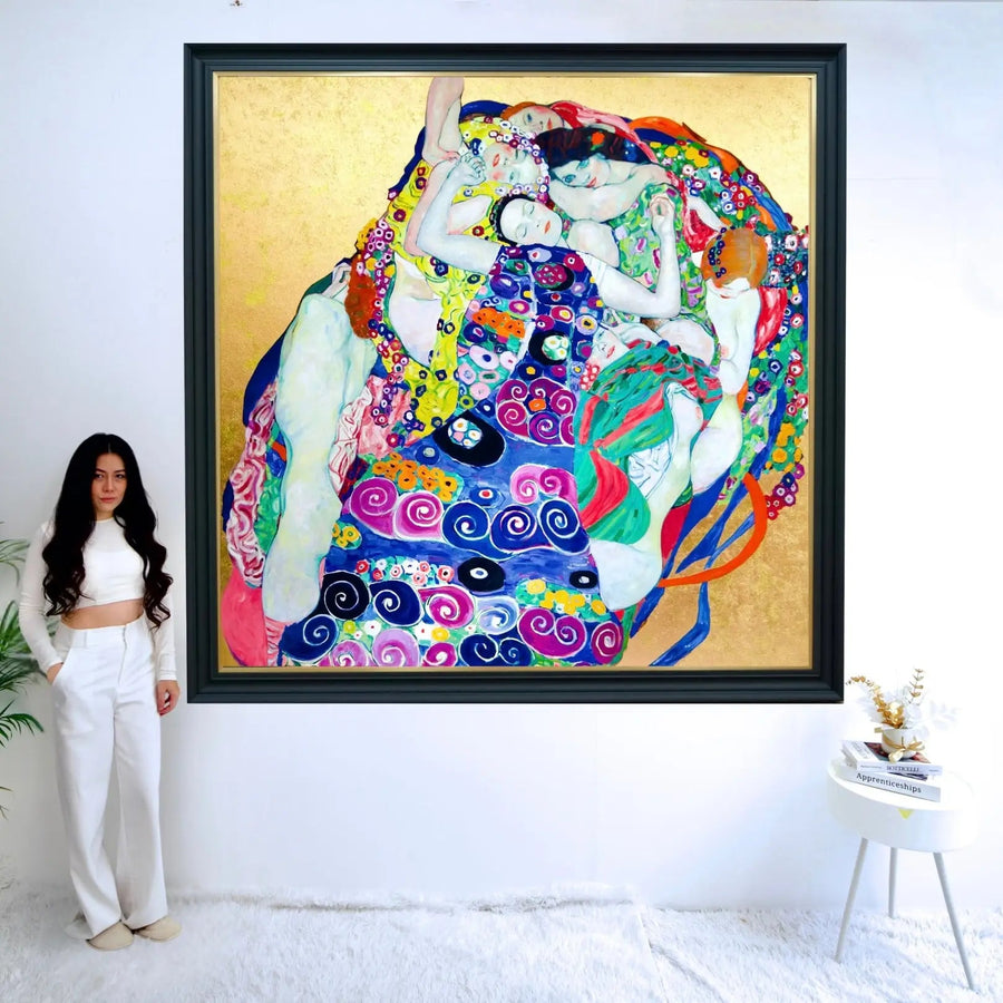 De Jungfrur – Ett Återimaginerat Verk av Gustav Klimt av Master Apollon | 200 x 200 cm