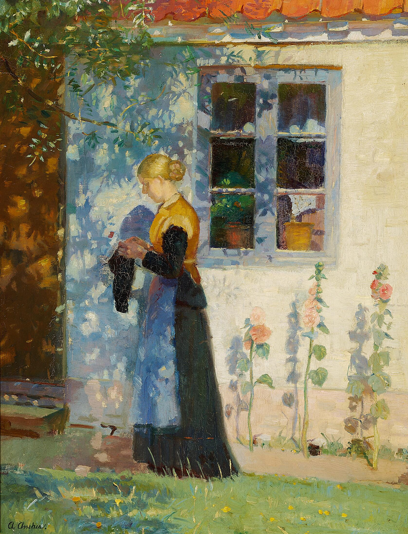 En ung kvinna står framför ett hus i Skagen. - Anna Ancher